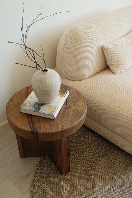 Dalby - okrągły stolik pomocniczy z drewna dębowego