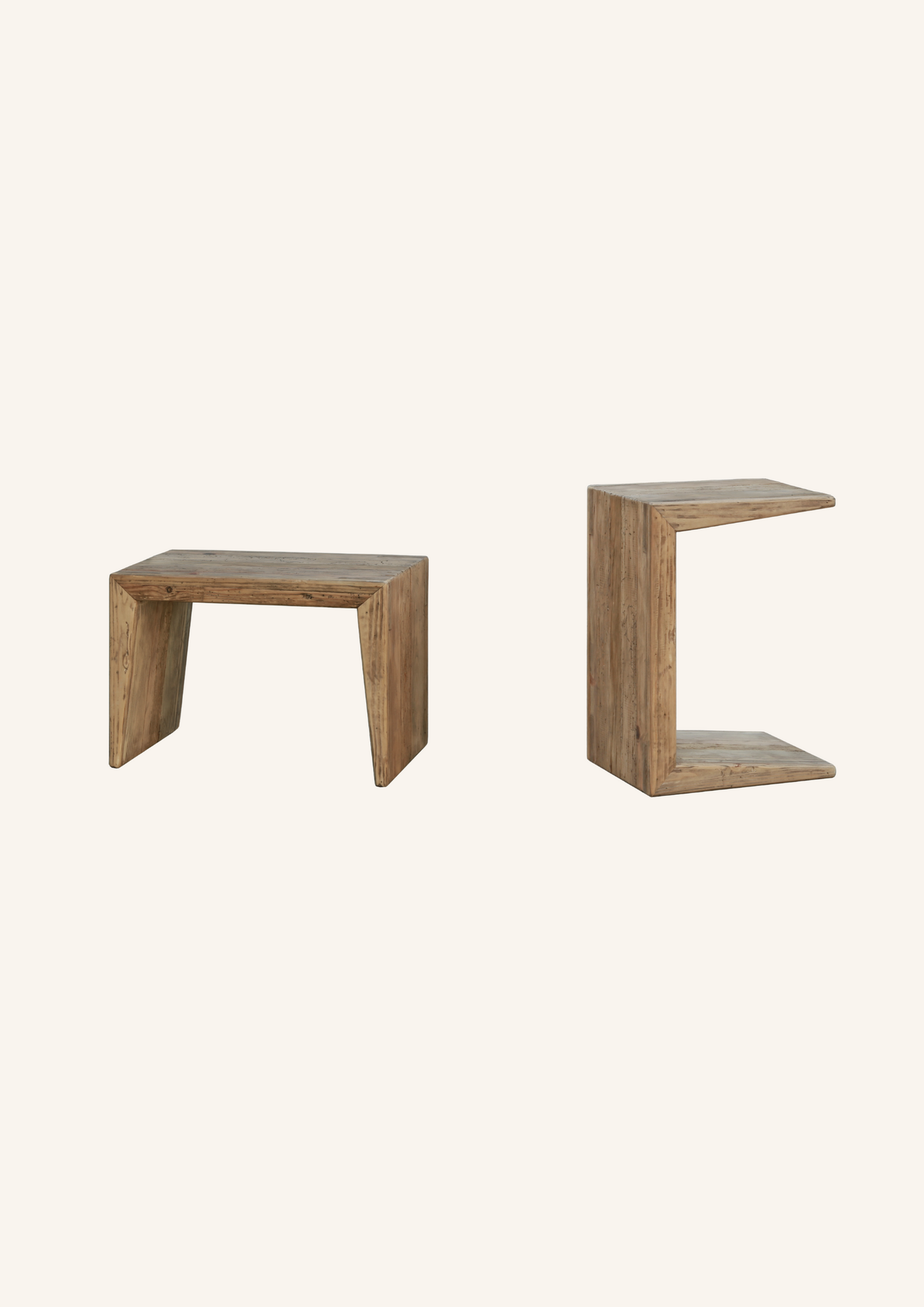 Ness - wielofunkcyjny stolik pomocniczy z drewna z recyklingu