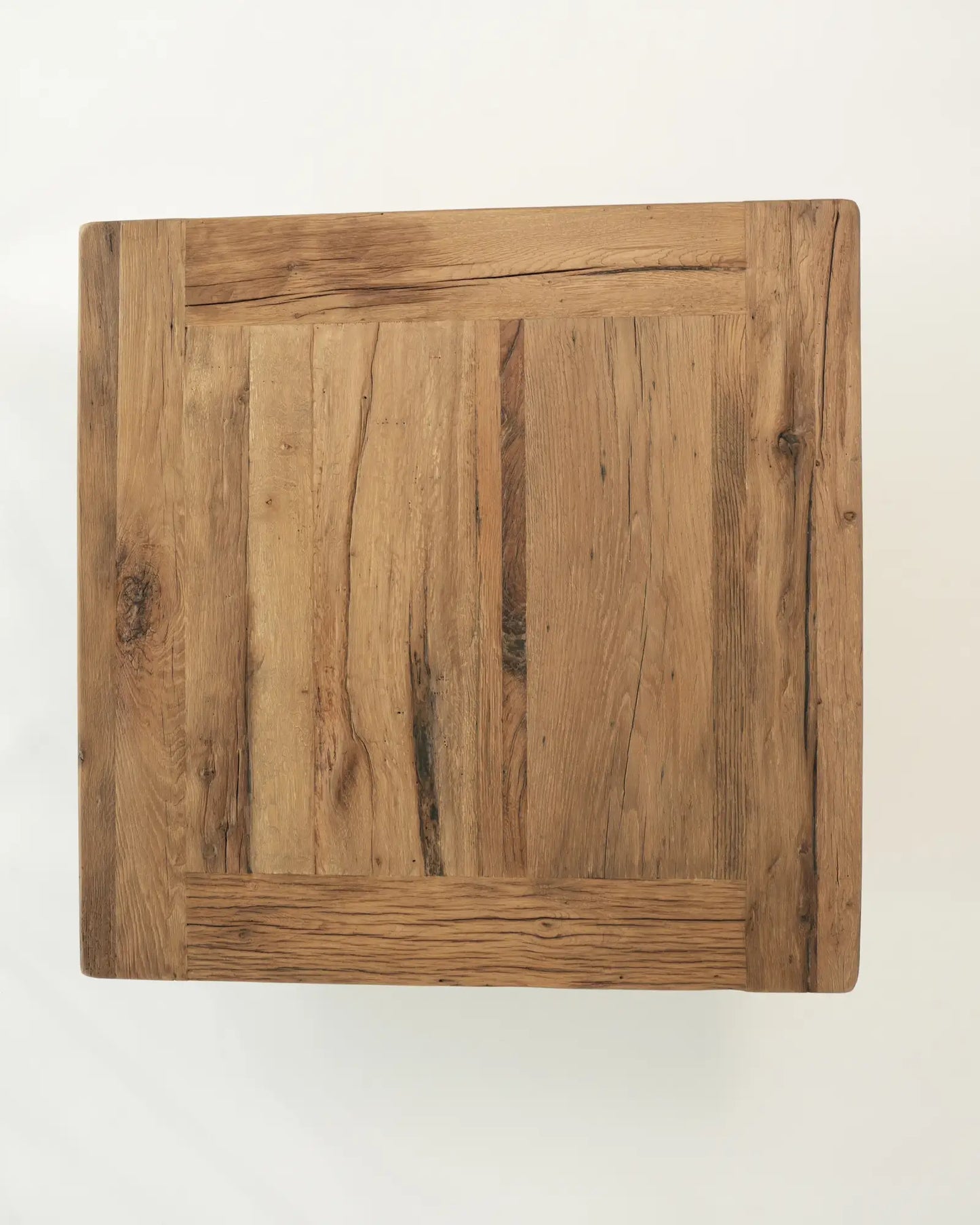 Vega - kwadratowy stolik kawowy z drewna dębowego