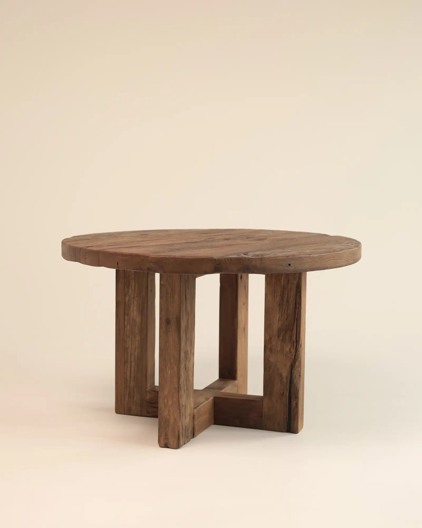 Deia - okrągły stół jadalniany z drewna dębowego