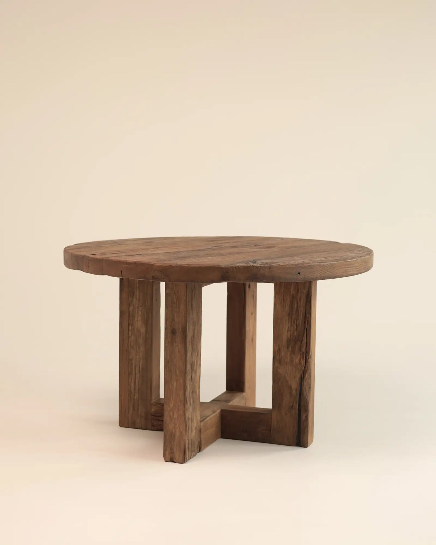 Deia - okrągły stół jadalniany z drewna dębowego