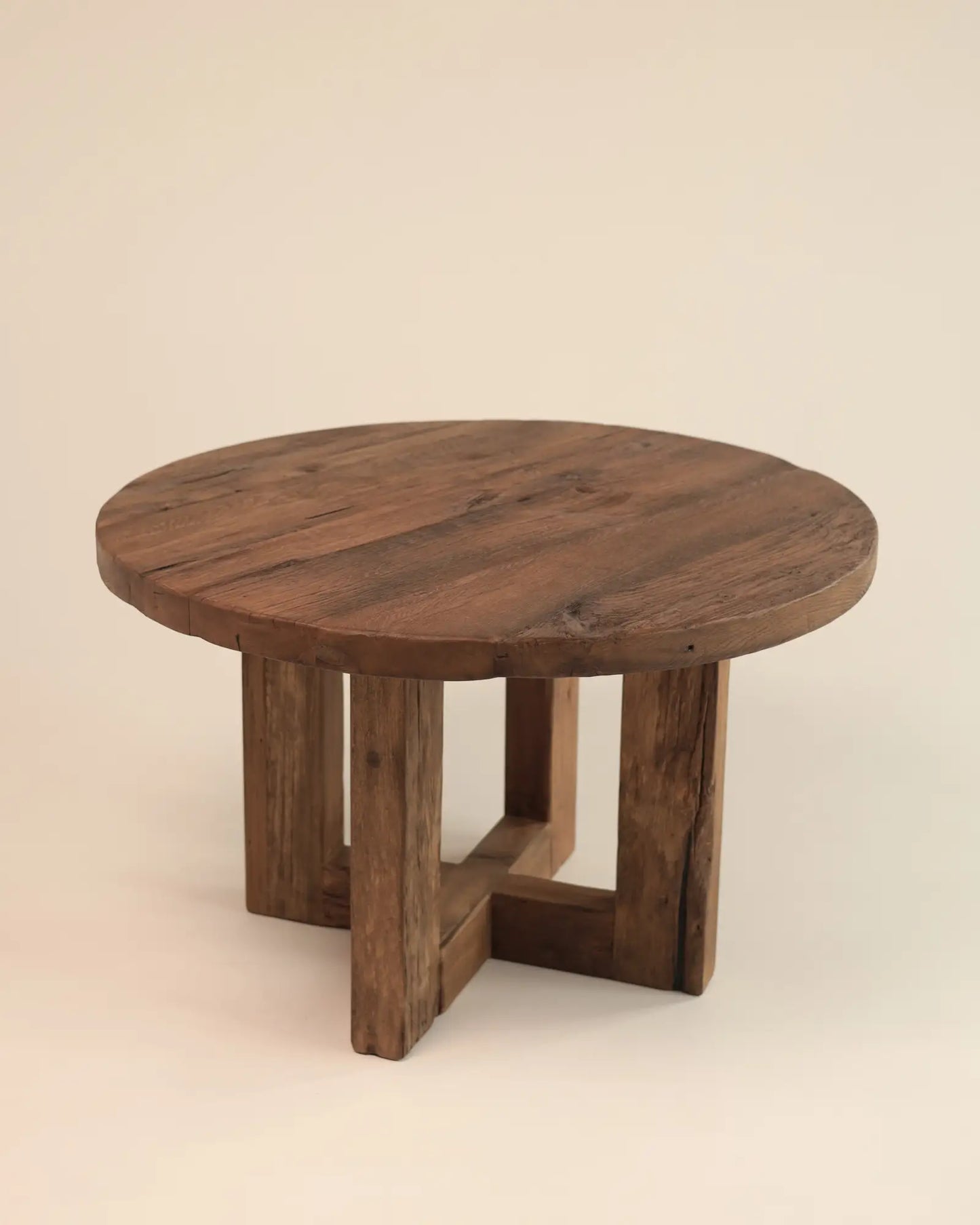 Deia - okrągły stół jadalniany z drewna dębowego