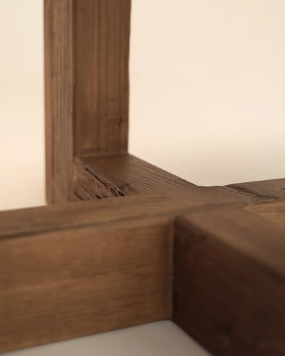 Deia - okrągły stół jadalniany z drewna dębowego