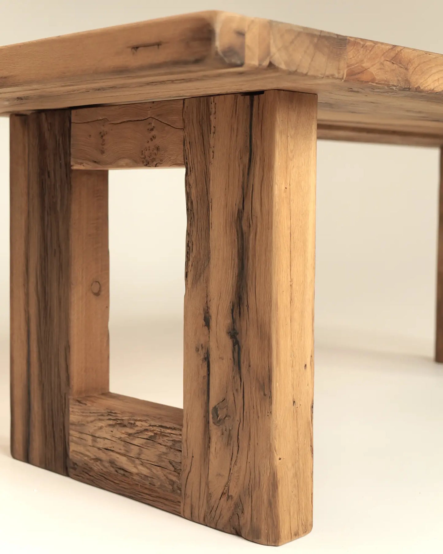 Toyama - prostokątny stół jadalniany z drewna dębowego