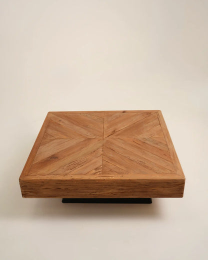 Zola - kwadratowy stolik kawowy jodełka z drewna z recyklingu